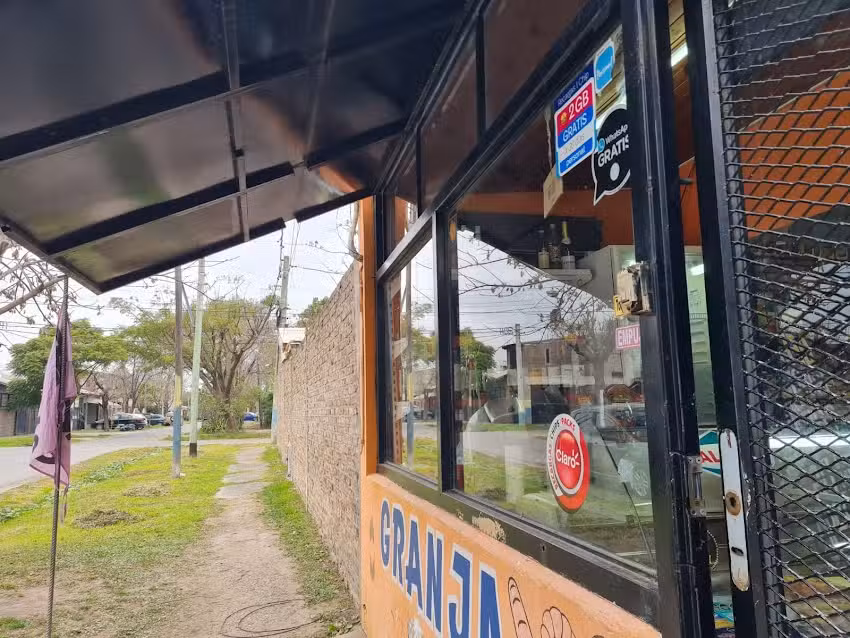 Almac&eacute;n, Carnicer&iacute;a y Verduler&iacute;a