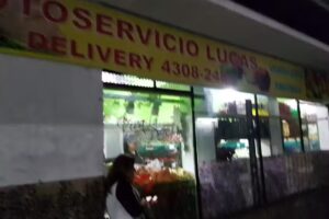 Autoservicio Lucas