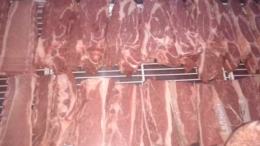 Carnicer&iacute;a y verduler&iacute;a Gatti