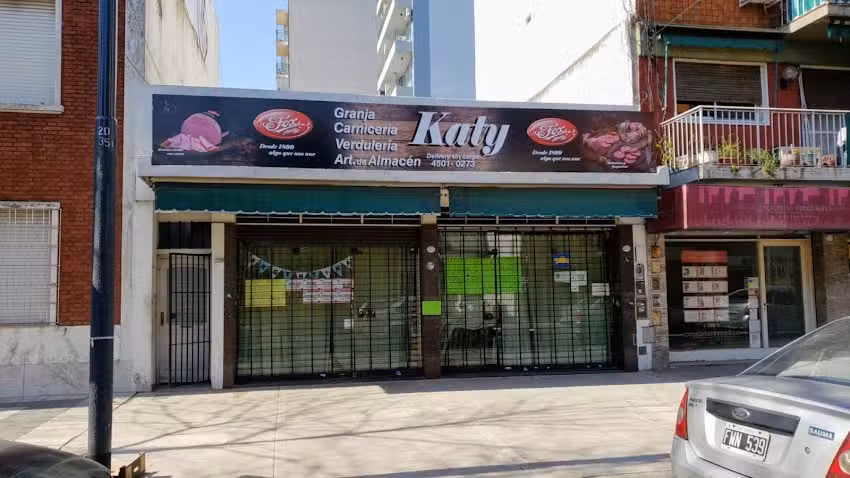 Carnicer&iacute;a y verduler&iacute;a Katy