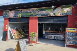 Carnicer&iacute;a y verduler&iacute;a los hermanitos