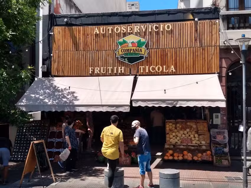 Compa&ntilde;&iacute;a de frutas