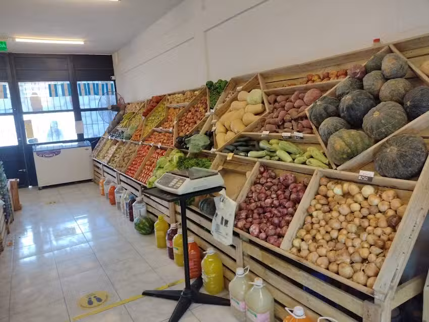 Despensa y verduler&iacute;a Q Acelga