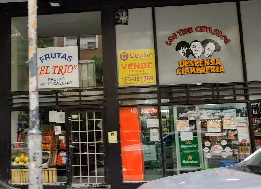 El Tr&iacute;o