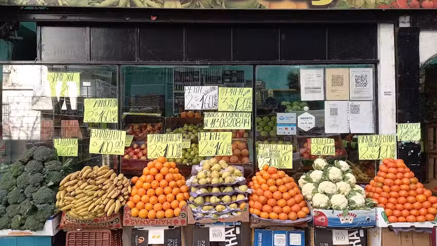 FRUTAS Y VERDURAS AUTOSERVICIO BETTY
