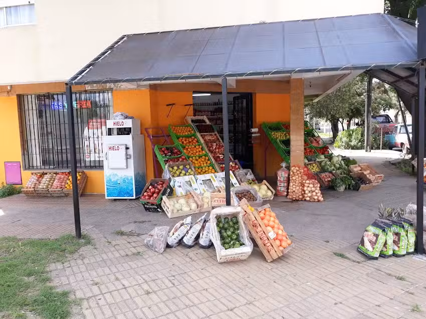 FRUTAS Y VERDURAS LA ESQUINA