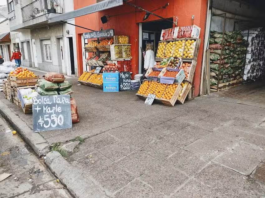Fruter&iacute;a Luciano