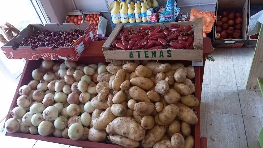 Fruteria & verdueleria la Familia