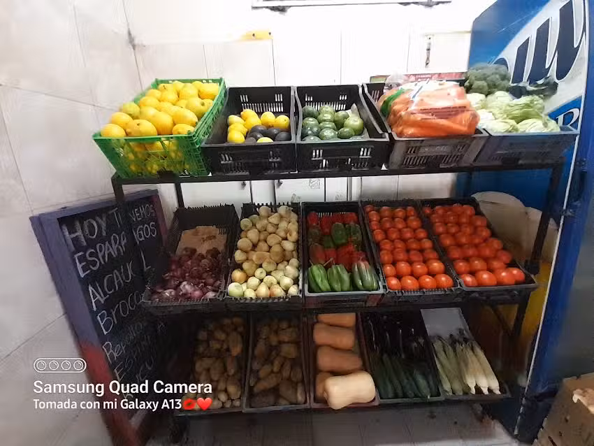 Fruteria y verduleria LA MOCHA