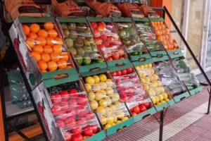 FRUTERIA Y VERDULERIA “LOS COLOMBIANOS”