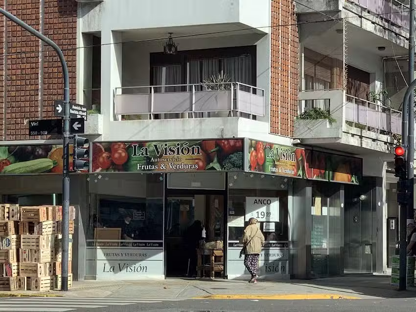 La Vision Autoservicio de Frutas y Verduras