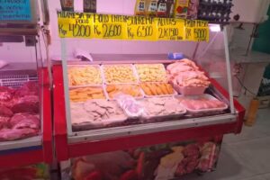 Verduleria , carniceria y granja Virgen de Urkupi&ntilde;a 2