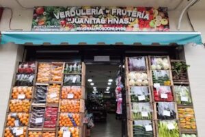 Verdulería – Frutería “Juanita & Hnas.”
