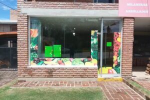 Verduler&iacute;a La Familia