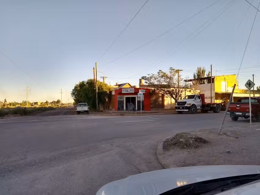 VERDULER&Iacute;A LACAR Y TRAFUL