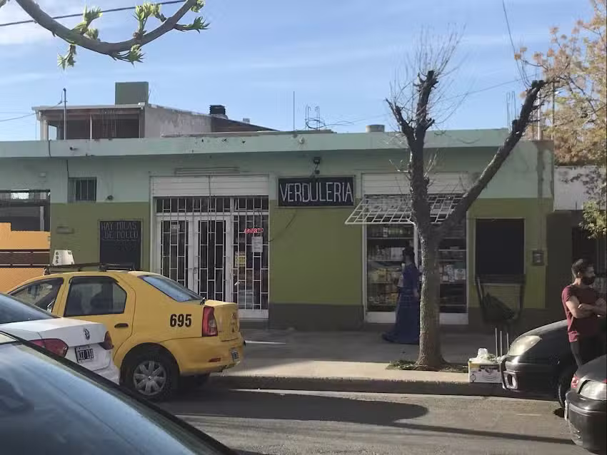 Verduler&iacute;a Manzana Verde