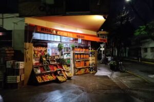 Verduleria Marmol y Quito