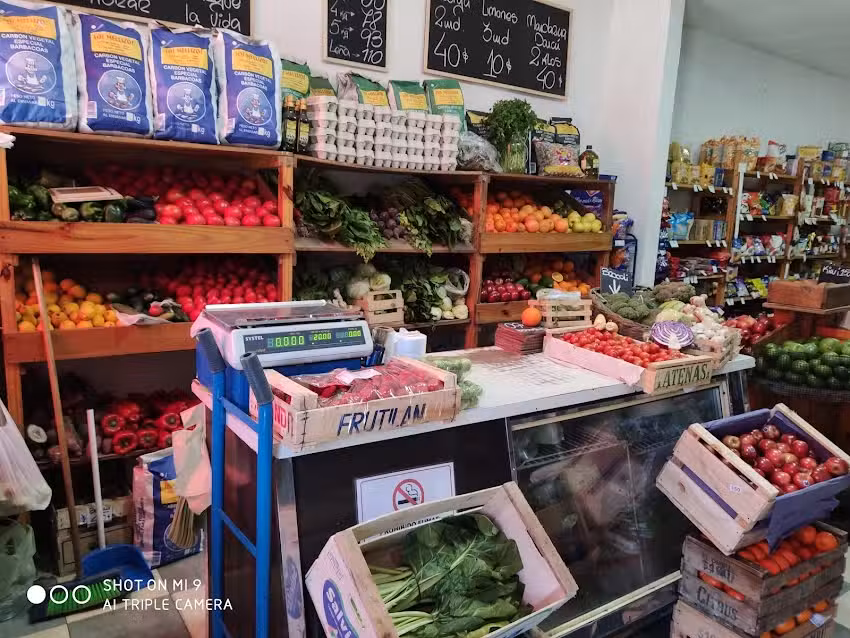 Verduleria y Almac&eacute;n Vital