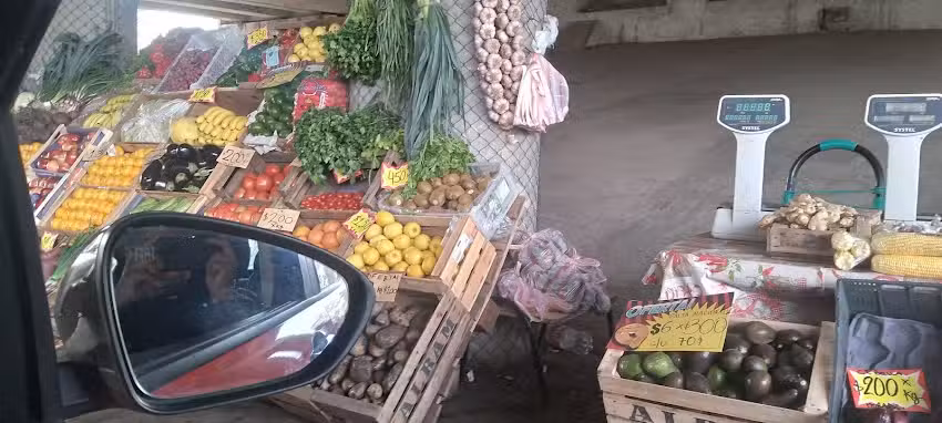 Verduleria y artesanias