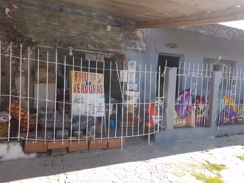 Verduler&iacute;a y fruter&iacute;a El Pampero