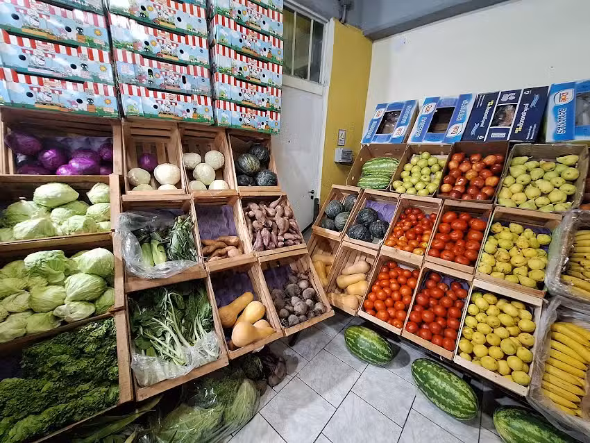 Verduler&iacute;a y fruter&iacute;a FLORES