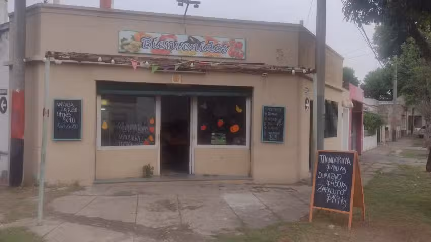 Verduleria y fruter&iacute;a la FLIA