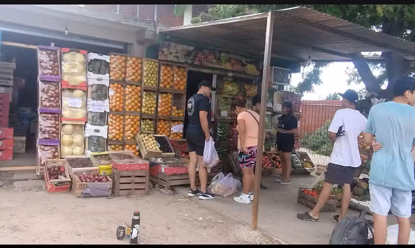 Verduler&iacute;a y fruter&iacute;a Lia