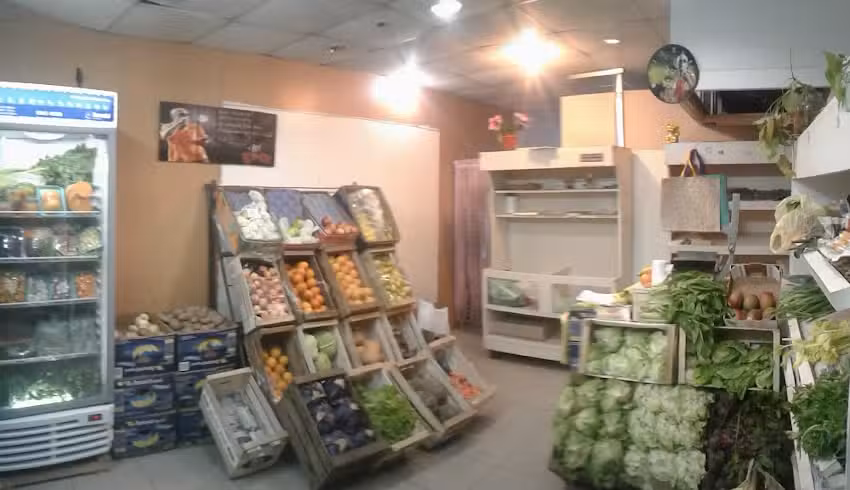 VERDULERIA Y FRUTERIA .MAURI Y ELI