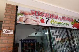 Verduler&iacute;a y granja 7 hermanos