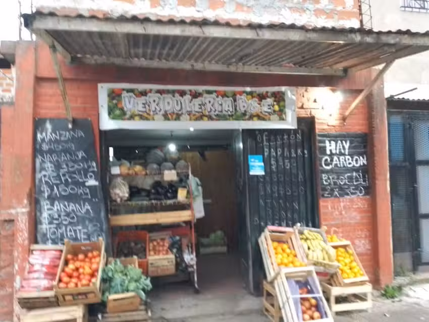 Verduler&iacute;a y Poller&iacute;a B&E