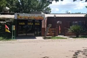 Verduler&iacute;a y polleria Valentina